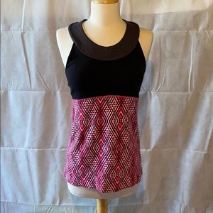 ❤️Lucy athletic built-in bra tank size medium❤️